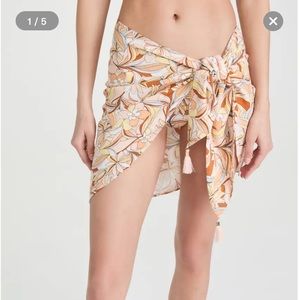 L*space Soulshine flora Salinas sarong